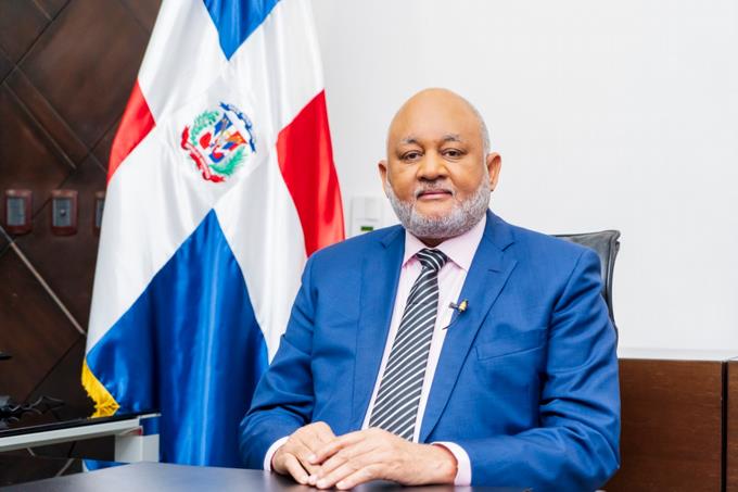 Minerd activará protocolo para retorno a las aulas; en las escuelas se vacunarán los familiares de los estudiantes Minerd activará protocolo para retorno a las aulas; en las escuelas se vacunarán los familiares de los estudiantes