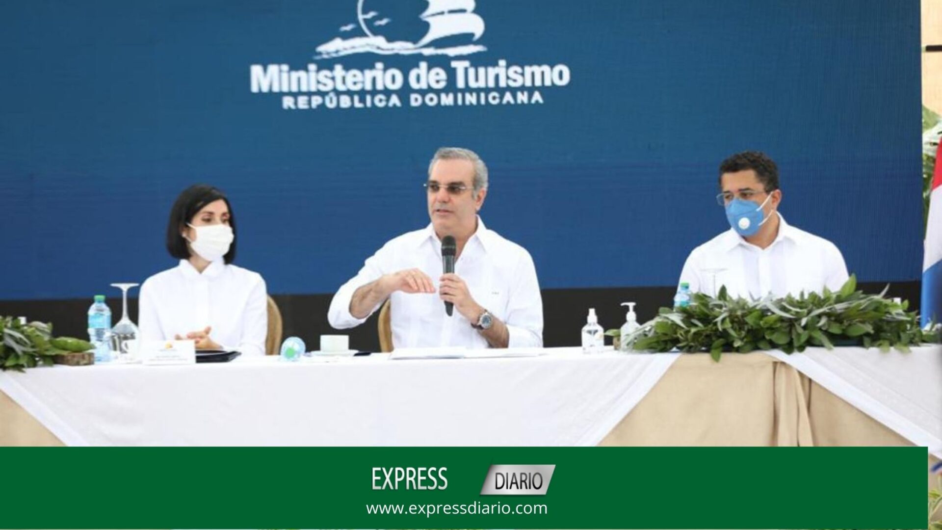 Presidente Abinader se trasladará mañana a Pedernales para darle inicio a obras de desarrollo turístico Presidente Abinader se trasladará mañana a Pedernales para darle inicio a obras de desarrollo turístico