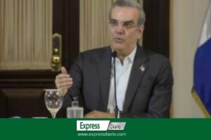 Abinader crea comisión para revisar legislación sobre la libertad de expresión