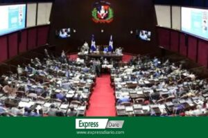 Legisladores creen que Abinader está desesperado, por eso no quiere mirar atrás