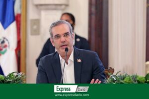Presidente anuncia aumento de pensión solidaria para envejecientes