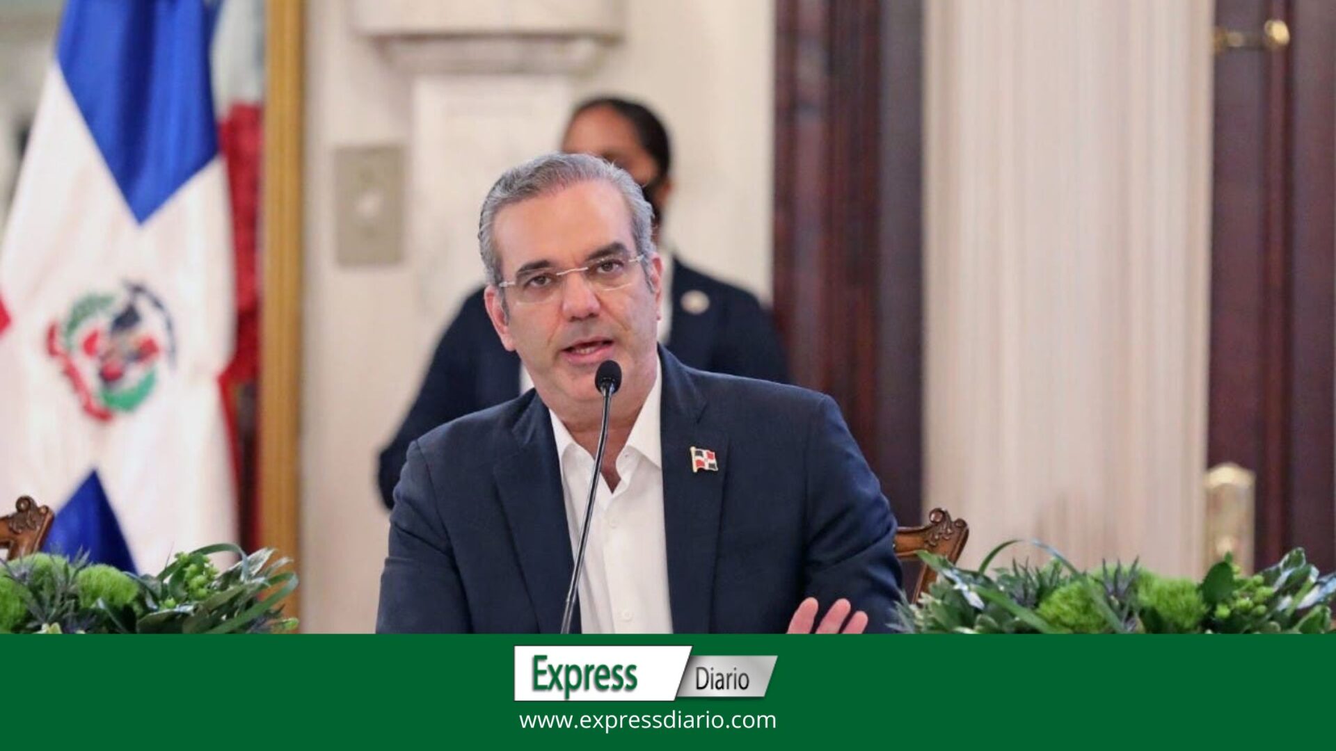 Presidente anuncia aumento de pensión solidaria para envejecientes