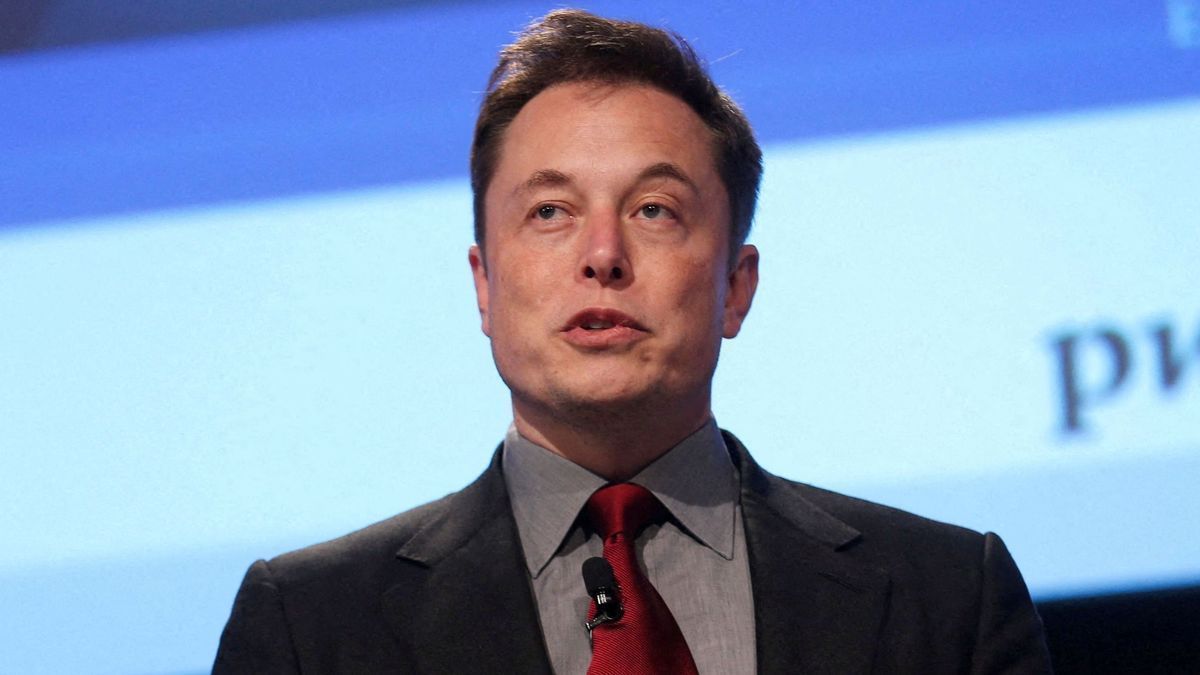 Musk logra aplazar el juicio contra Twitter tras aceptar su compra Musk logra aplazar el juicio contra Twitter tras aceptar su compra