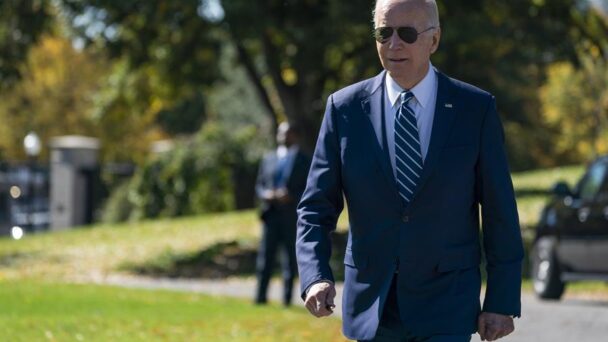 Biden visita el sur de Florida para impulsar a los demócratas desfavorecidos