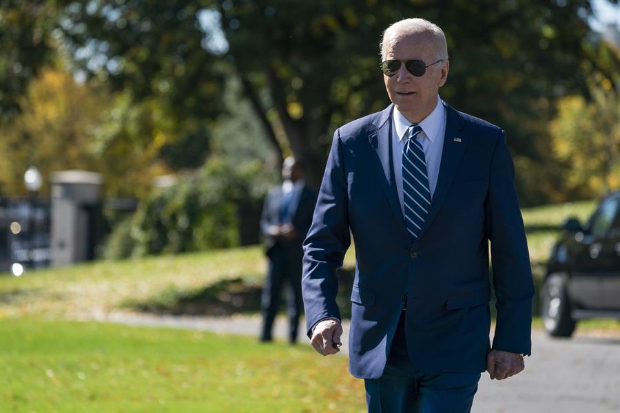 Biden visita el sur de Florida para impulsar a los demócratas desfavorecidos