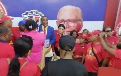 Botello aspira a la presidencia del PRSC y de la República