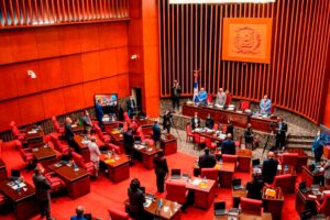 David Sosa pide a senadores hacer bajada en zona fronteriza para supervisar construcción del muro