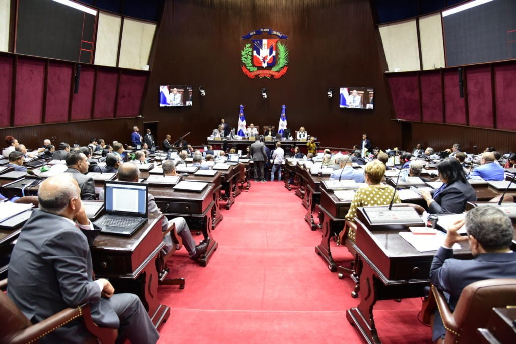 Diputados reciben el primer informe sobre el estado de emergencia por el paso de Fiona