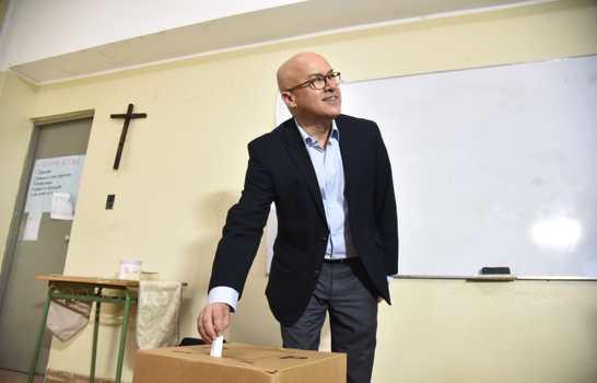 Domínguez Brito pide que se respeten los resultados de la consulta del PLD