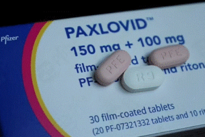 El medicamento Covid de Pfizer, Paxlovid, puede causar coágulos de sangre mortales, advierte un estudio