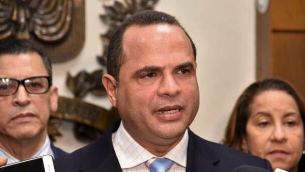 Fuerza Pueblo acusa al PRM de violar la Ley Electoral con actos que promueven la reelección