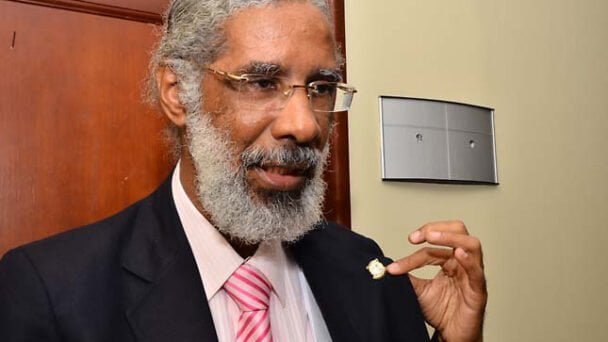 Juan Hubieres buscaría la silla senatorial por Monte Plata en