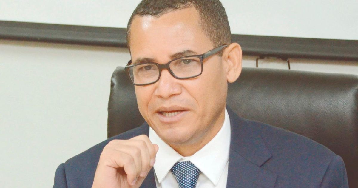 Olivares dice que candidatura de Abel podría tener inconvenientes