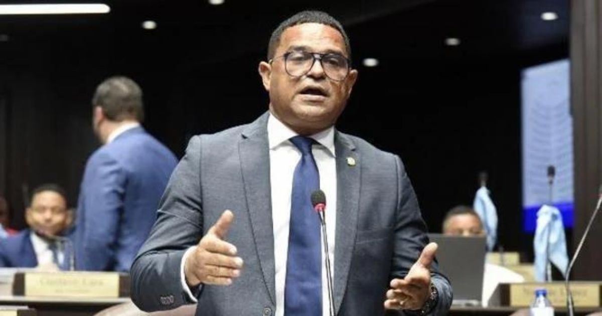 Dictan tres meses de prisión suspendida para la diputada Sadoky Duarte Dictan tres meses de prisión suspendida para la diputada Sadoky Duarte