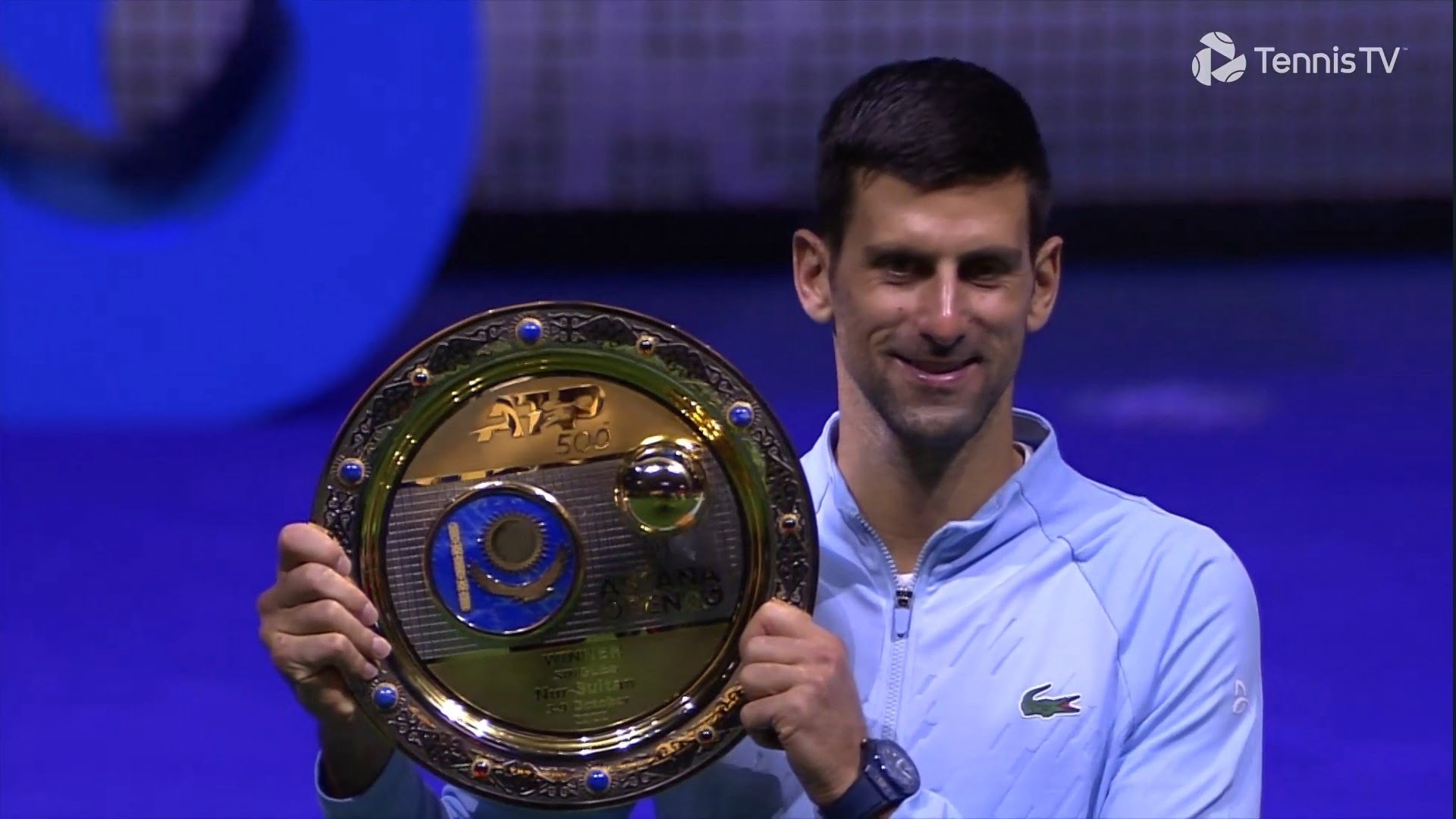(VIDEO) Djokovic se exhibe ante Tsitsipas tras vencerlo por 6-3 y 6-4
