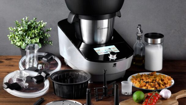 Así es el robot de cocina MultiCooker Touch, por 279 euros