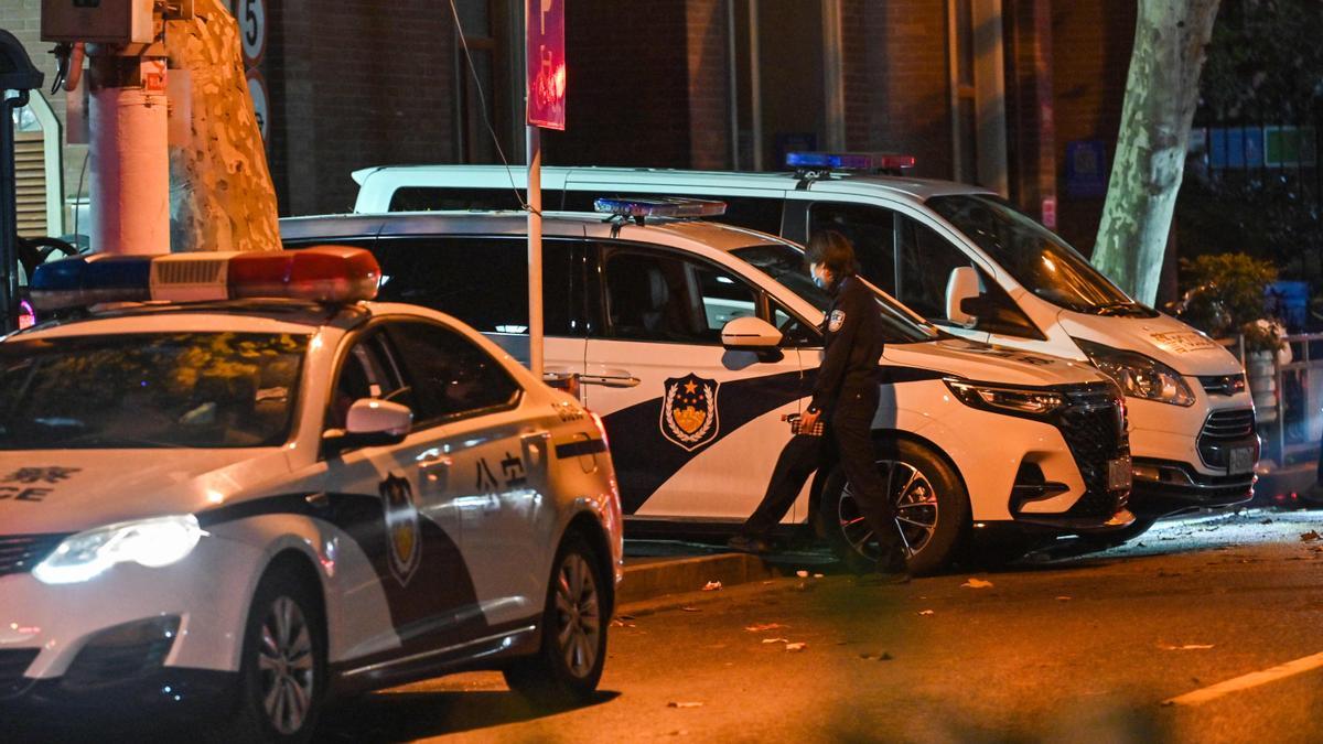 China aborta con un fuerte despliegue policial las protestas contra la política de cero covid China aborta con un fuerte despliegue policial las protestas contra la política de cero covid