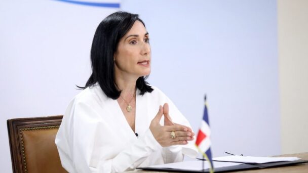 Raquel Arbaje reacciona ante presunto abuso infantil en RD