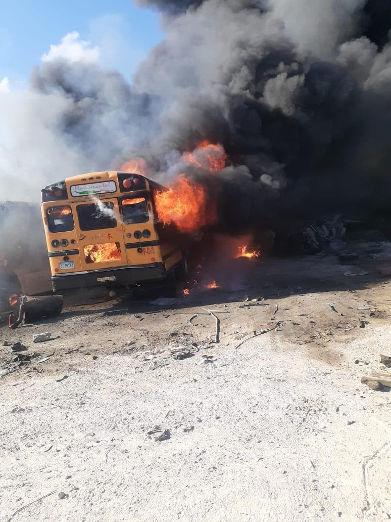 Incendian varios buses en Bávaro Incendian varios buses en Bávaro