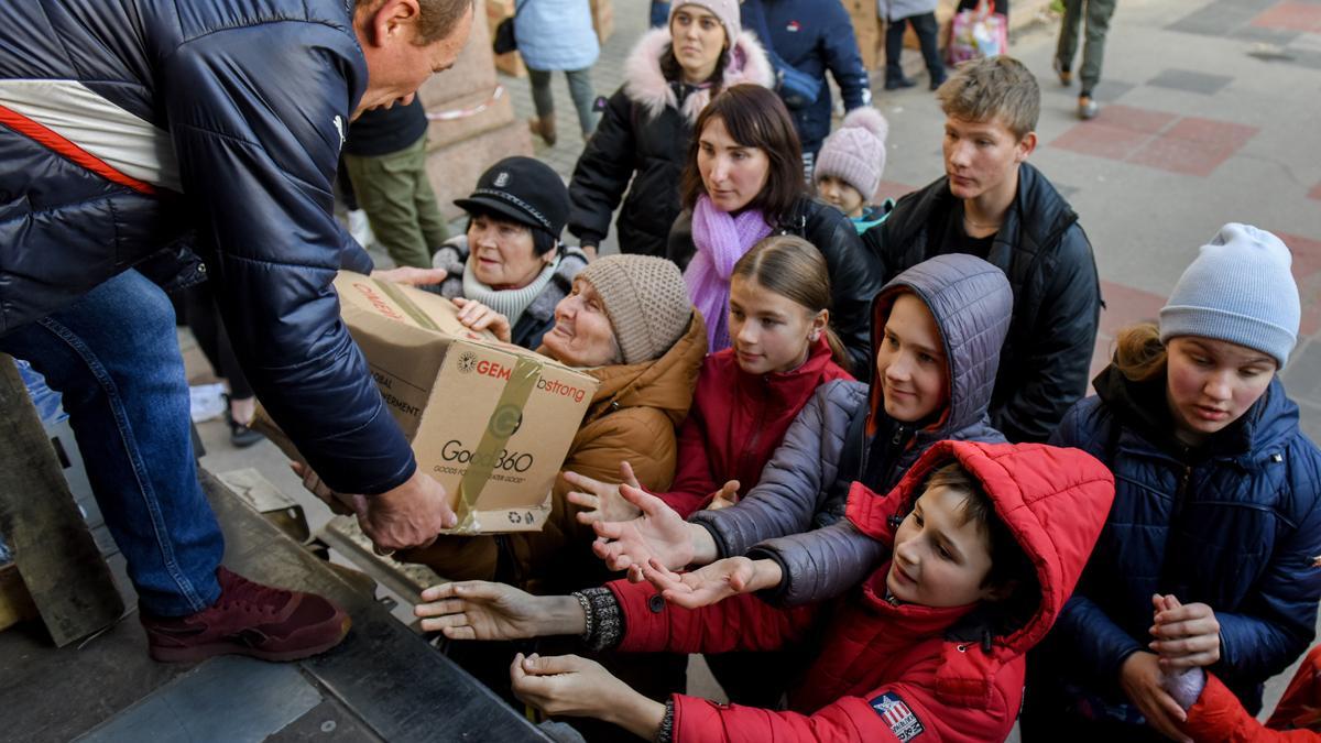 La ONU advierte de que 339 millones de personas necesitarán ayuda humanitaria el año que viene La ONU advierte de que 339 millones de personas necesitarán ayuda humanitaria el año que viene
