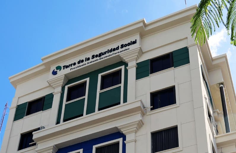 Lo que dicen las sociedades médicas sobre la resolución de la CNSS
