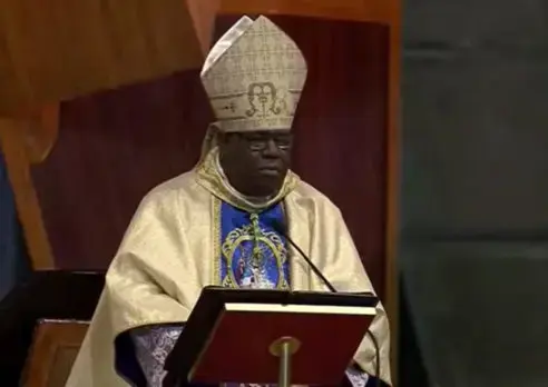Monseñor Castro Marte llama a mejores oportunidades para los jóvenes Monseñor Castro Marte llama a mejores oportunidades para los jóvenes
