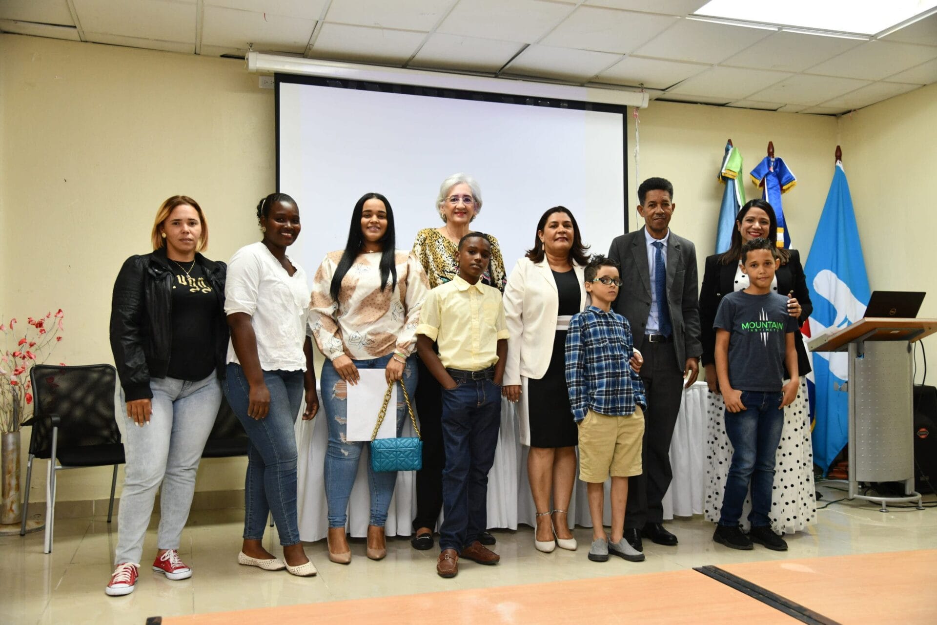 Salud Pública incluye a 16 niños en medicamentos de Alto Costo Salud Pública incluye a 16 niños en medicamentos de Alto Costo