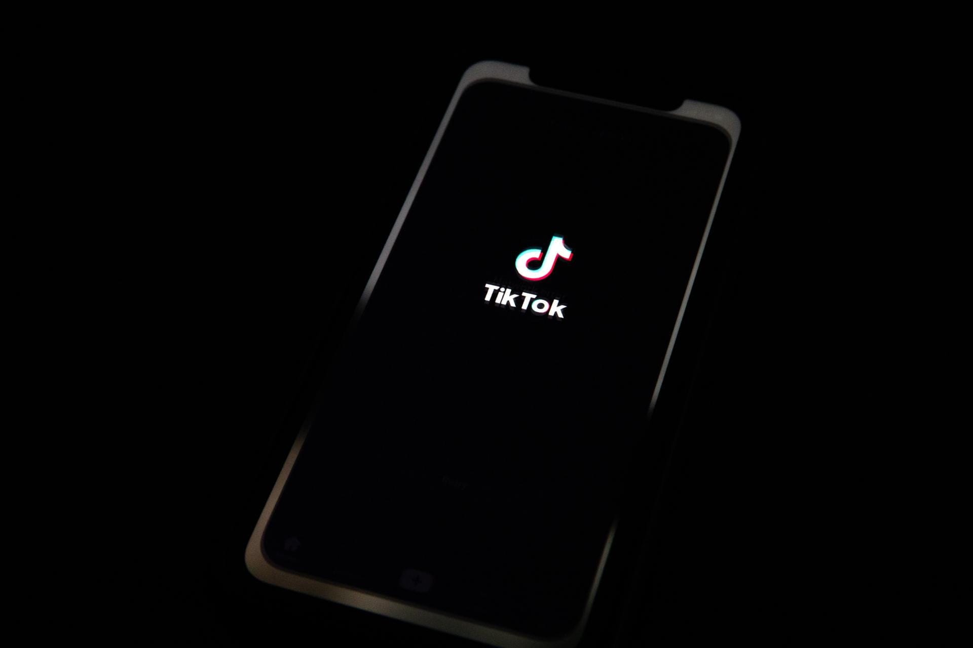 Una universidad de Florida sugiere a sus estudiantes que dejen de usar TikTok Una universidad de Florida sugiere a sus estudiantes que dejen de usar TikTok