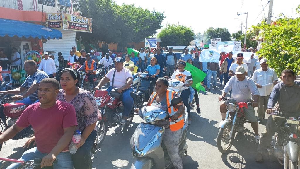Vecinos de Pedernales movilizan apoyo de confianza