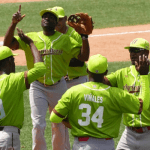Campesinos cubanos vencen a Curazao en jornada inaugural de Serie del Caribe Campesinos cubanos vencen a Curazao en jornada inaugural de Serie del Caribe