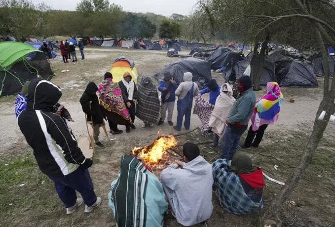 El 46 por ciento de los dominicanos tiene intención de emigrar