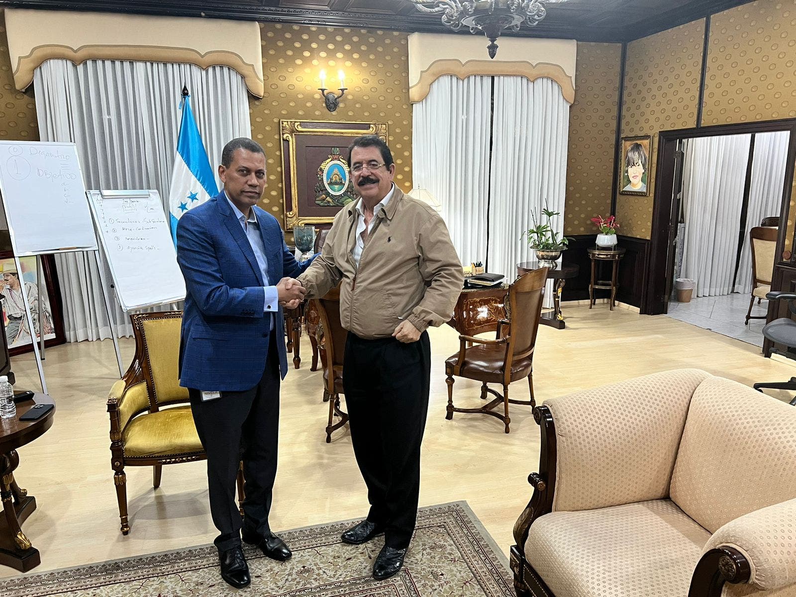 Expresidente de Honduras recibe a Guido Gómez Mazara Expresidente de Honduras recibe a Guido Gómez Mazara