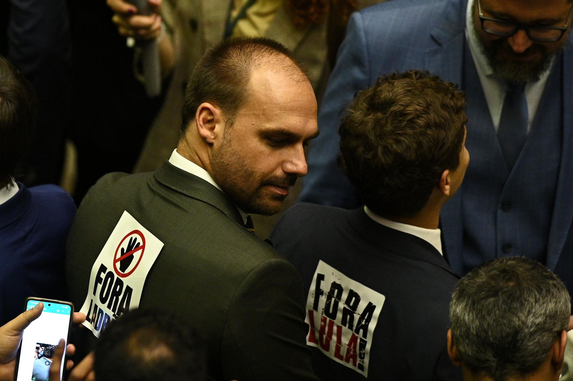 La ultraderecha irrumpe en el Congreso de Brasil al grito de 