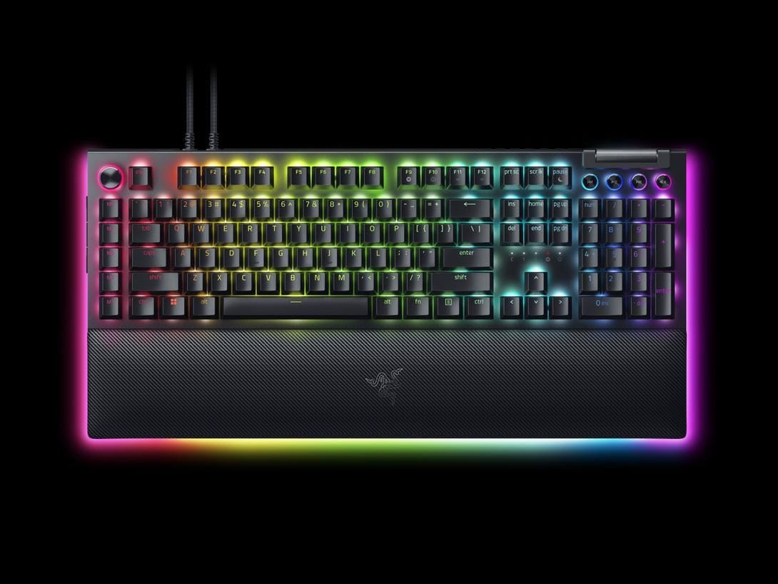 Llega al mercado el teclado Razer Blackwidow V4 PRO Llega al mercado el teclado Razer Blackwidow V4 PRO
