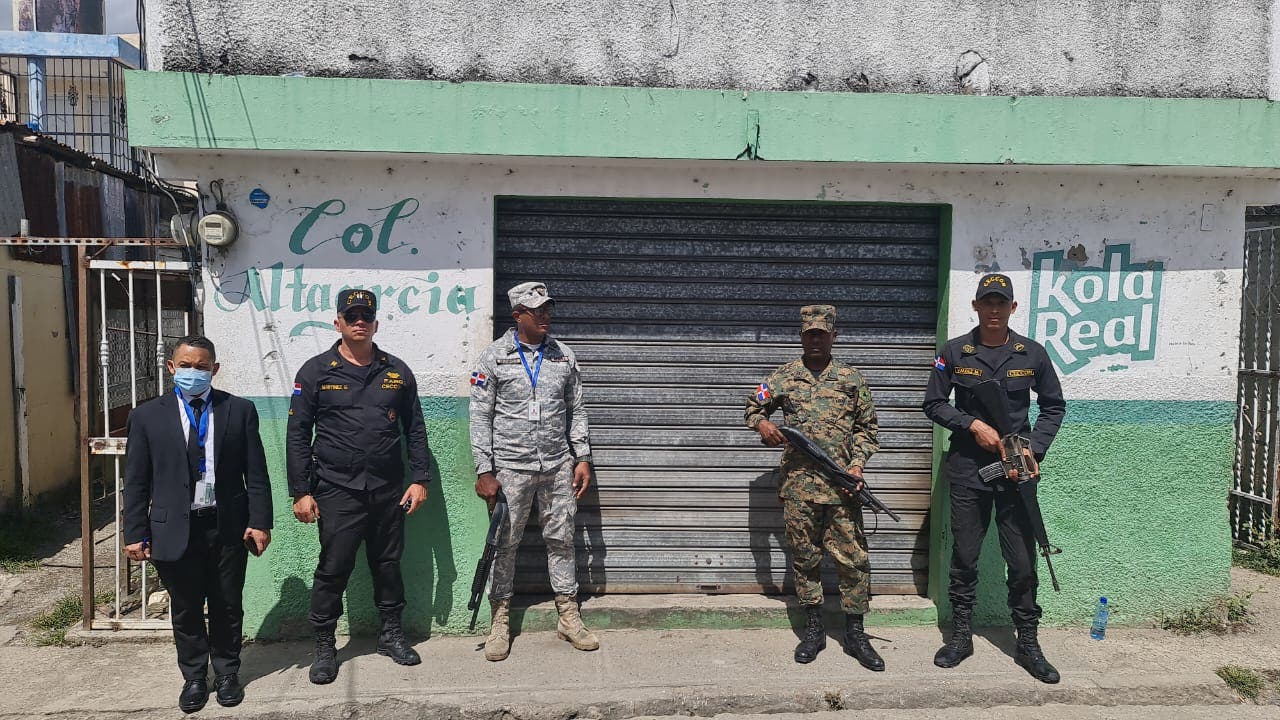 Pro Consumidor cierra negocios por venta de bebidas adulteradas provocó la muerte de dos personas en SFM