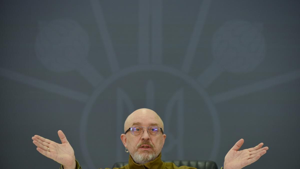 Ucrania no reemplazará al ministro de Defensa esta semana Ucrania no reemplazará al ministro de Defensa esta semana