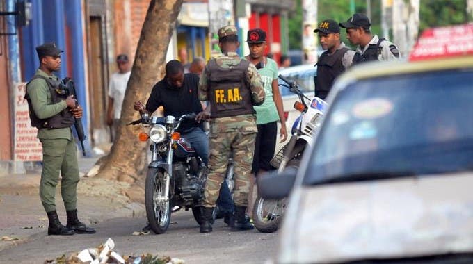 Apoyo de las Fuerzas Armadas a la Policía reduce violencia en el país, dice Ministro de Defensa Apoyo de las Fuerzas Armadas a la Policía reduce violencia en el país, dice Ministro de Defensa