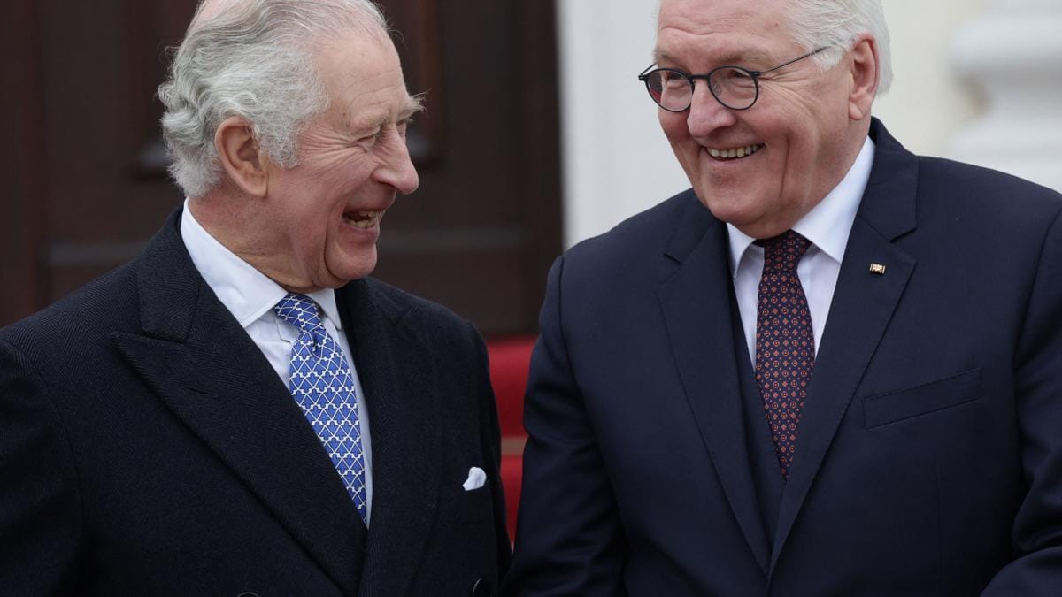 Berlín recibe a Carlos III entre honores y elogios a su compromiso climático Berlín recibe a Carlos III entre honores y elogios a su compromiso climático