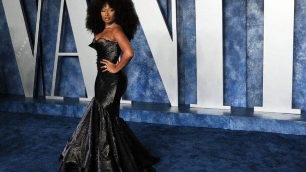 El negro triunfa en la fiesta de Vanity Fair tras los Óscar