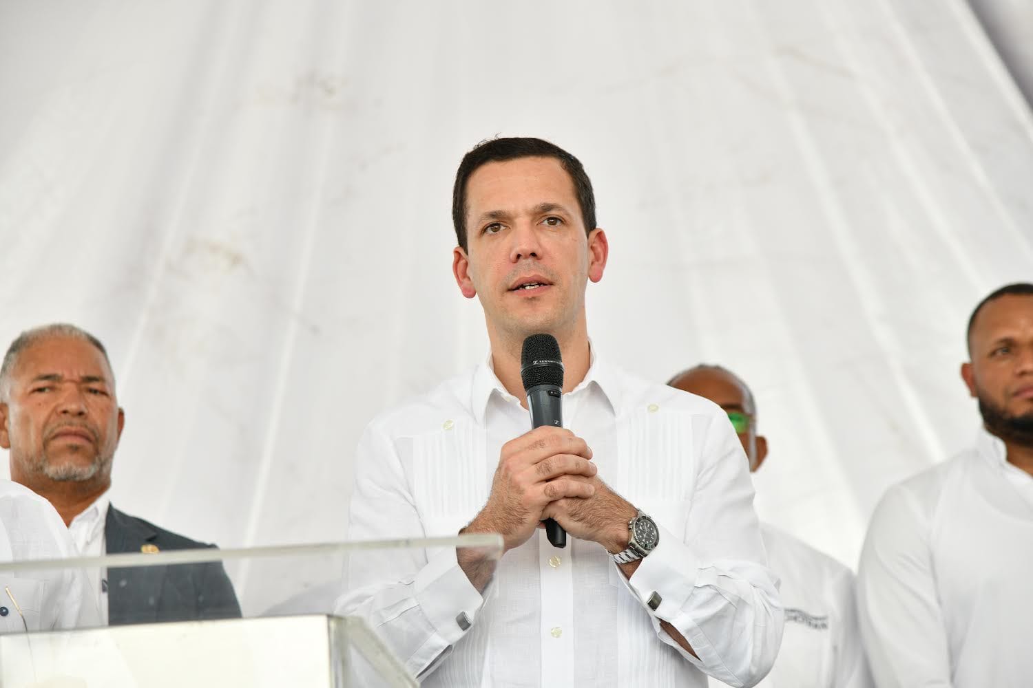 Hugo Beras destaca esfuerzos de Mochotran para modernizar el transporte en el país Hugo Beras destaca esfuerzos de Mochotran para modernizar el transporte en el país
