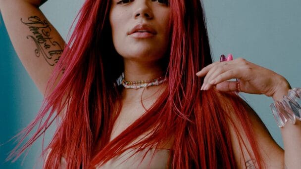 Karol G recomienda usar traje de baño y tenis para conciertos en Puerto Rico