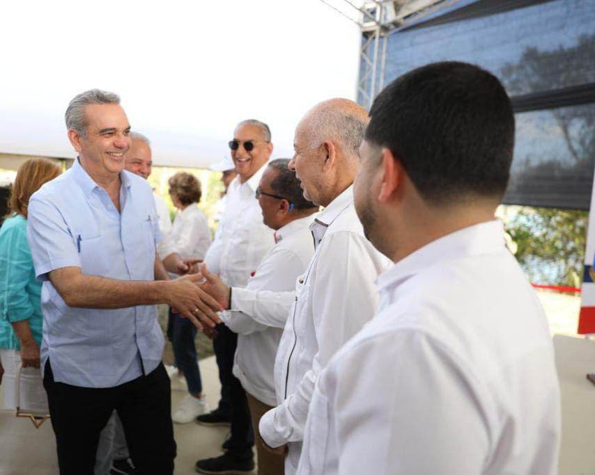 Presidente Abinader inaugurará este viernes 5 obras en Hato Mayor y El Seibo
