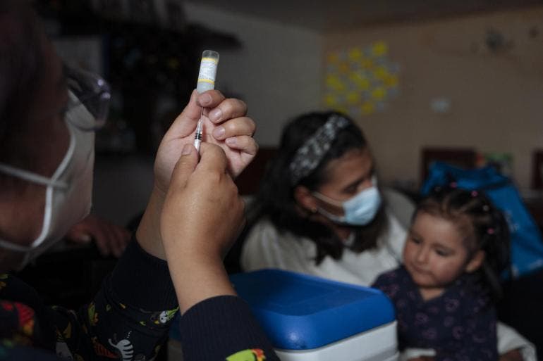 15% de los niños en RD no tienen todas las vacunas que corresponden a su edad 15% de los niños en RD no tienen todas las vacunas que corresponden a su edad
