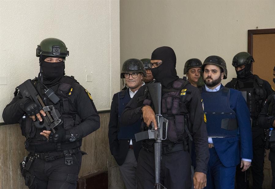 EN VIVO: Seguimiento a medida de coacción contra imputados en el caso Calamar
