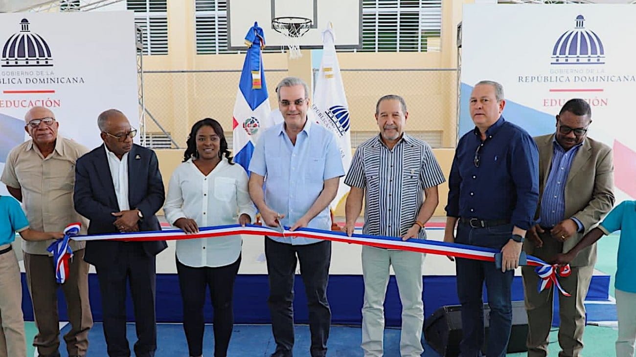 Abinader inaugura centro educativo y estancia infantil en Hondo Valle