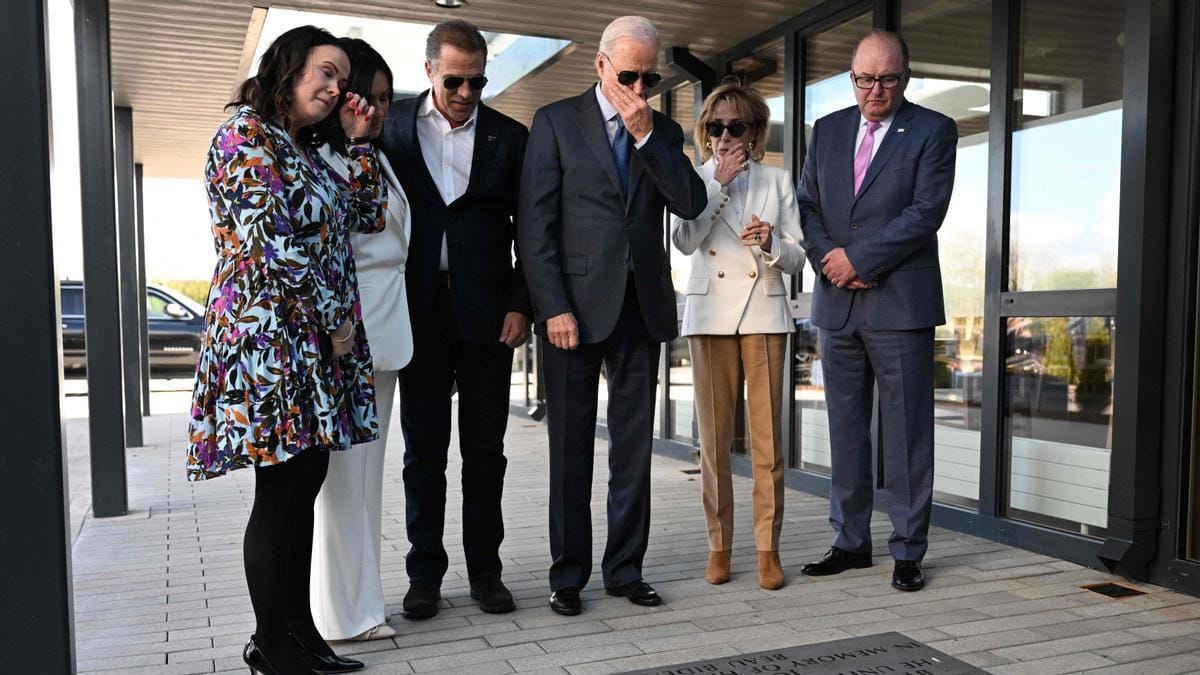 Biden rompe en llanto en Irlanda al recordar a su hijo fallecido