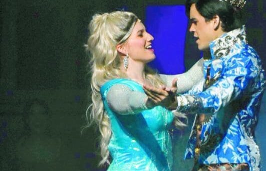 “La Cenicienta”  un éxito teatral que se anota seguir otro fin de semana