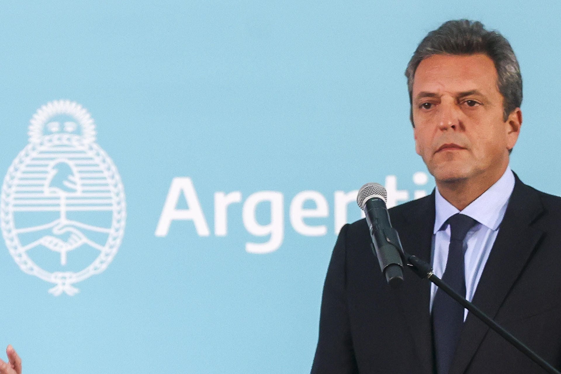 Ministro de Economía argentino viaja a RD y EE.UU. y se reunirá con el FMI Ministro de Economía argentino viaja a RD y EE.UU. y se reunirá con el FMI