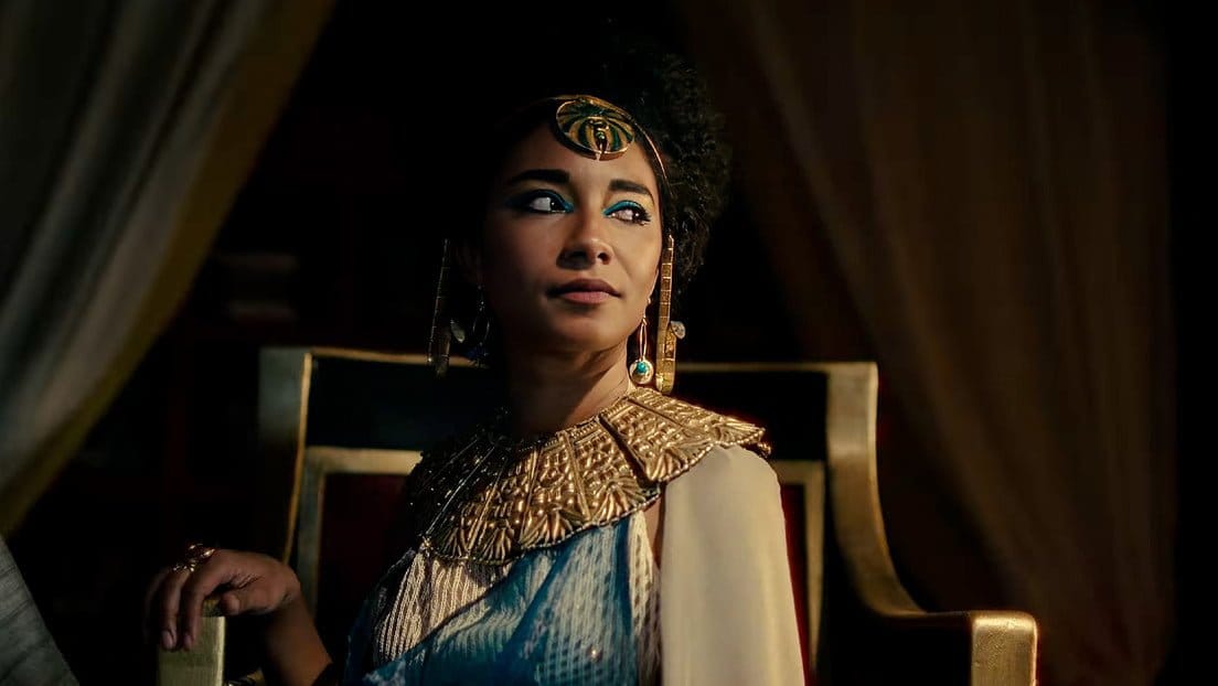 Netflix lanza un documental de Cleopatra con una actriz negra y genera polémica Netflix lanza un documental de Cleopatra con una actriz negra y genera polémica