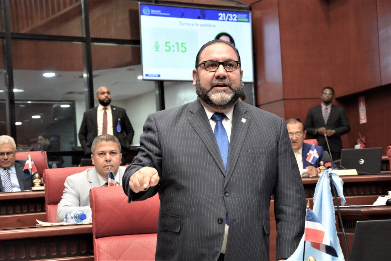 “PRSC apoya resultados de encuesta Gallup”, dice Rogelio Genao
